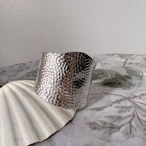 Silver cuff link bracelet